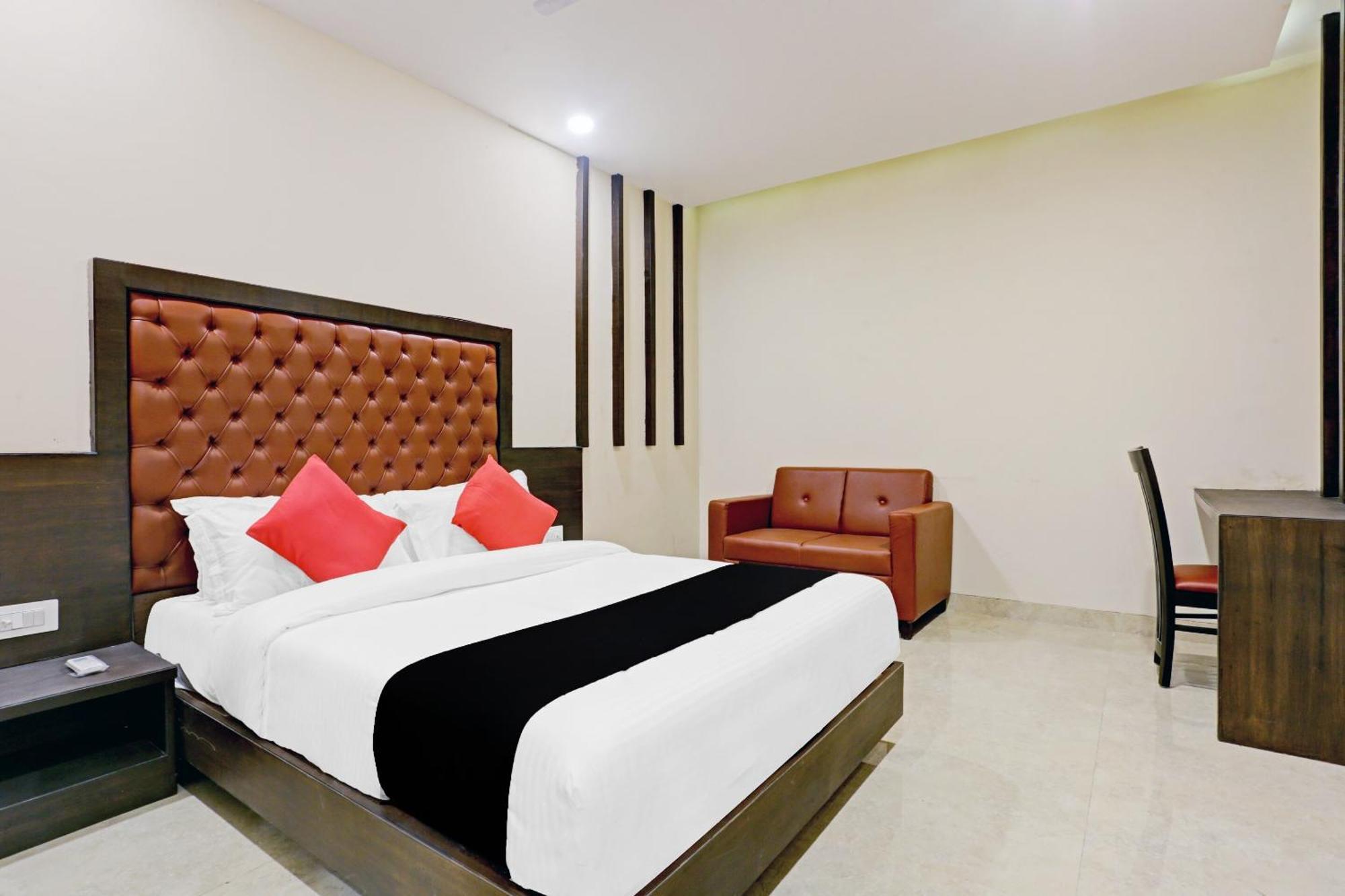 Hotel Capital O 80951 Vertigo Mumbai (Bombay)
